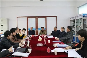 熱烈慶祝我司PVDF大規(guī)格板材專利轉(zhuǎn)化推進(jìn)項(xiàng)目驗(yàn)收?qǐng)A滿成功！